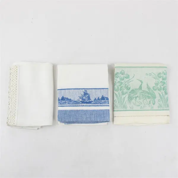 Lot of 3 Vintage Hand Towels Fabric Upcycling FLAWED