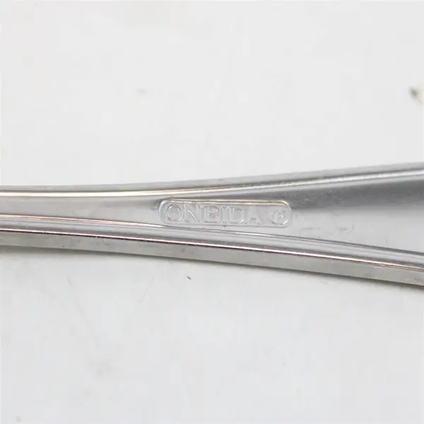 Set of 3 Oneida New Rim Stainless Teaspoons