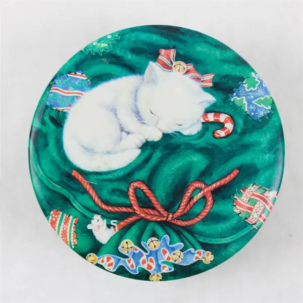 Vintage Round Christmas Cat and Mouse Tin 5" Diameter