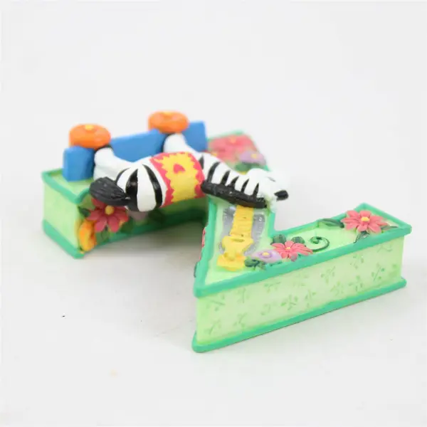 1999 Mary Engelbreit Letter Z Alphabet Figure 2.5"