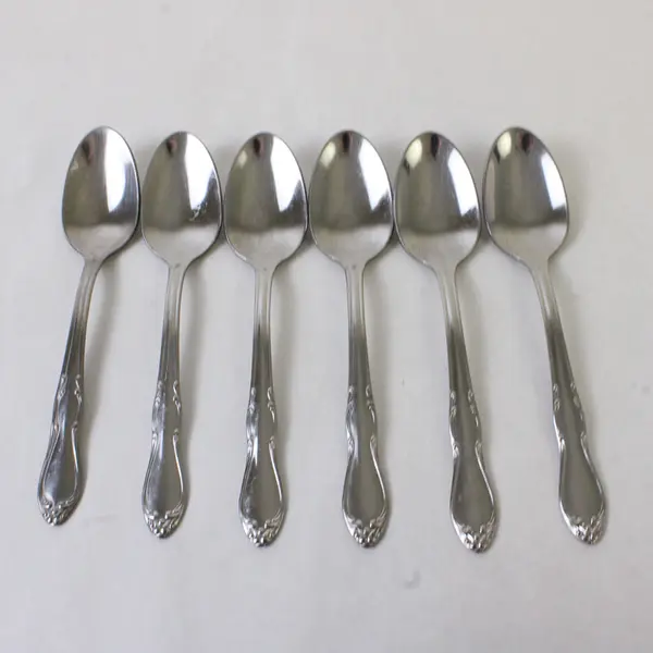 Set of 6 Oneida Homestead Stainless Teaspoons