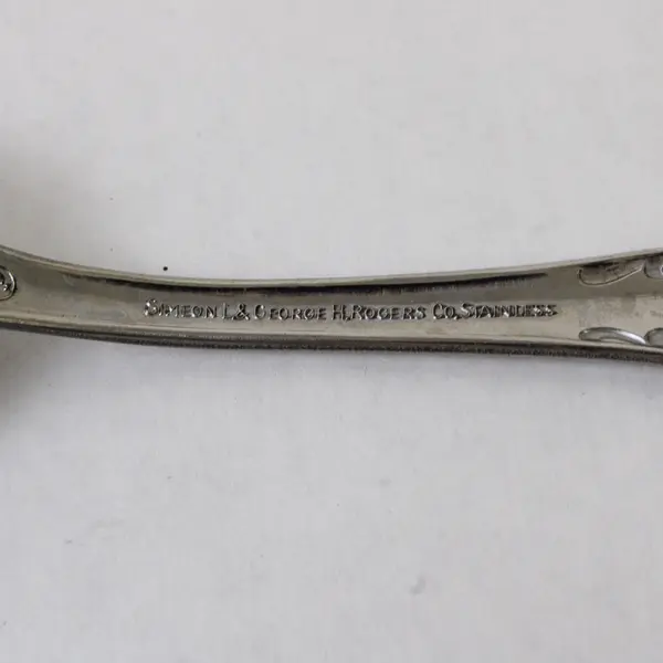 Set of 6 Oneida Homestead Stainless Teaspoons