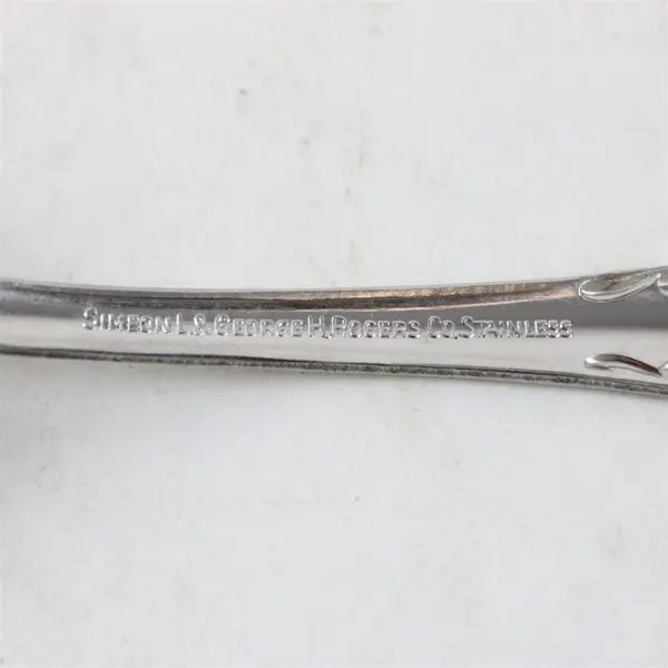 Lot of 2 Oneida Homestead Stainless  Sugar Spoon & Round Bowl Soup Spoon