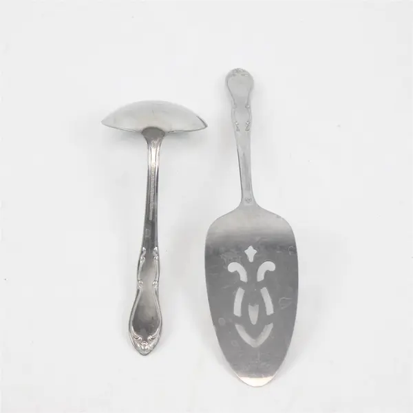 Lot of 2 Oneida Homestead Stainless Solid Gravy Ladle & Pierced Pie Server