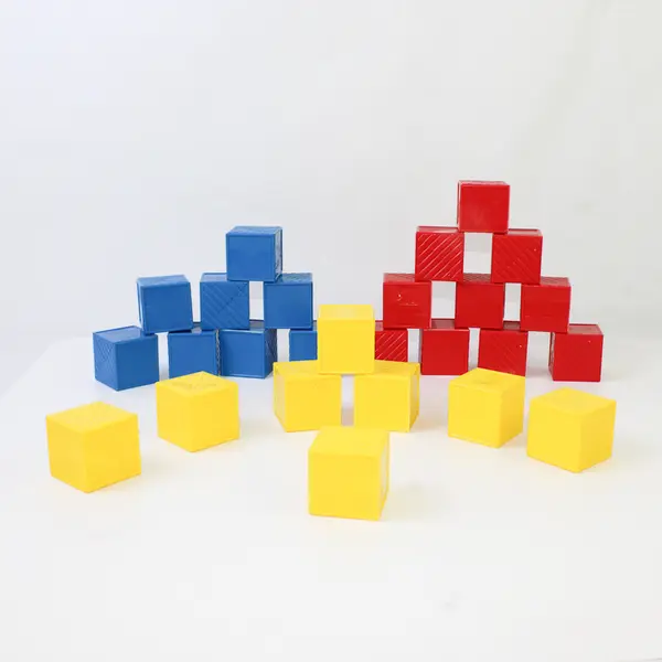 Vintage Tupperware Toys 1970s Busy Blocks 26 Blocks w/Complete Figure Set