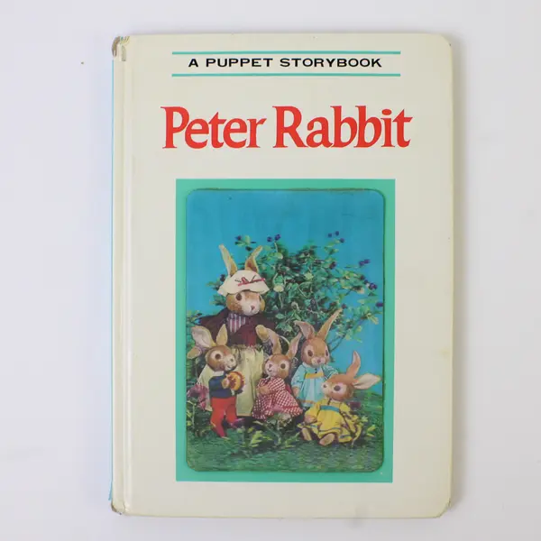 Vintage 1968 Peter Rabbit Beatrix Potter A Puppet Storybook Hologram HC