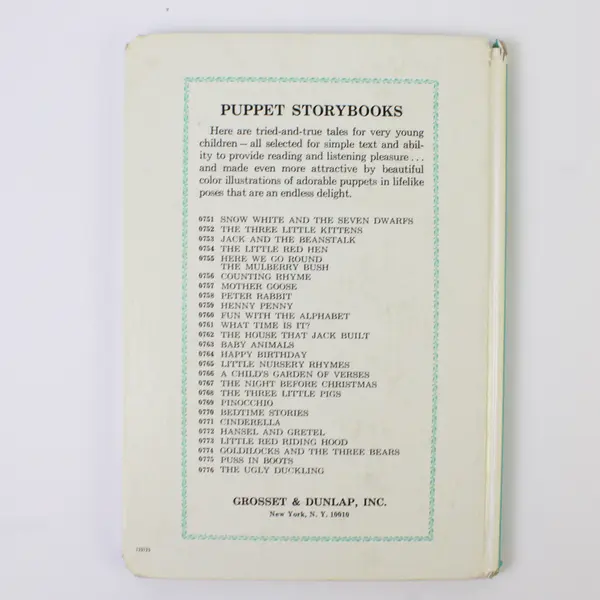 Vintage 1968 Peter Rabbit Beatrix Potter A Puppet Storybook Hologram HC