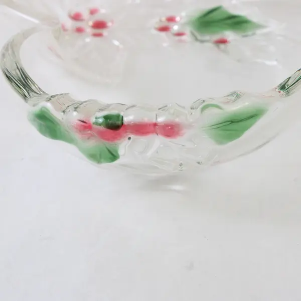 Celebrations by Mikasa Heart Shaped Poinsettia Dish Holiday Bloom 6.25” Glass