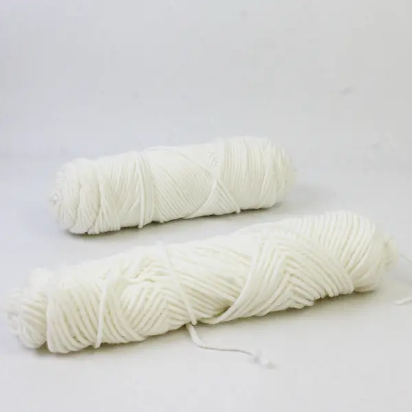 Lot of 4 Skeins of Assorted White Wool Yarn, Unbranded