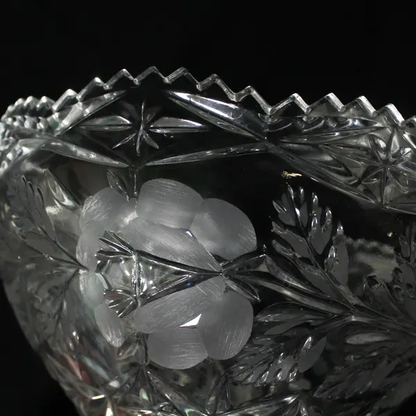 Zajecar Lead Crystal Etched Rose Footed Candy Dish  6.25"