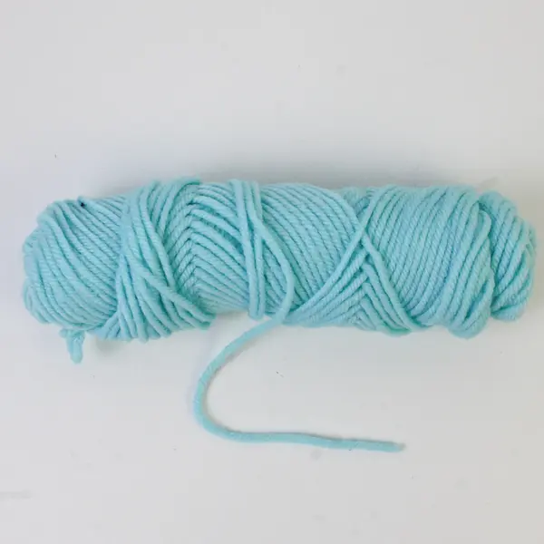 Lot of 5 Skeins of Yarn Blue Hues, One is New Bernat Handicrafter