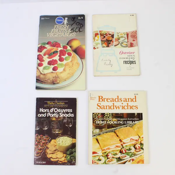 Lot of 4 Vintage Recipe Booklets 1966 - 1983 Various Brands Good