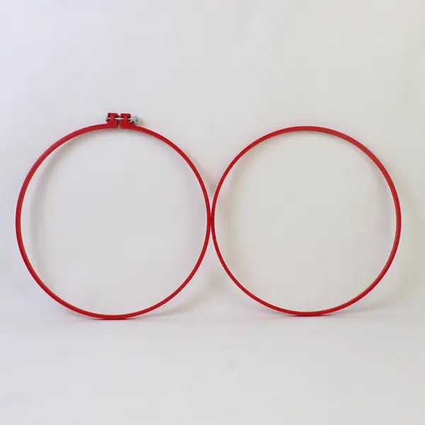 Lot of 2 Boye Plastic Hoops for Needlepoint/Embroidery, Red 