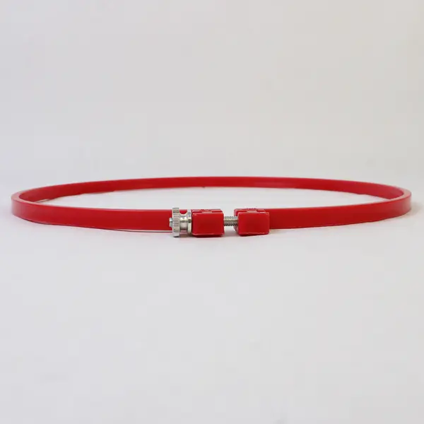 Lot of 2 Boye Plastic Hoops for Needlepoint/Embroidery, Red 