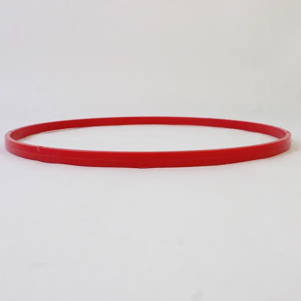 Lot of 2 Boye Plastic Hoops for Needlepoint/Embroidery, Red 