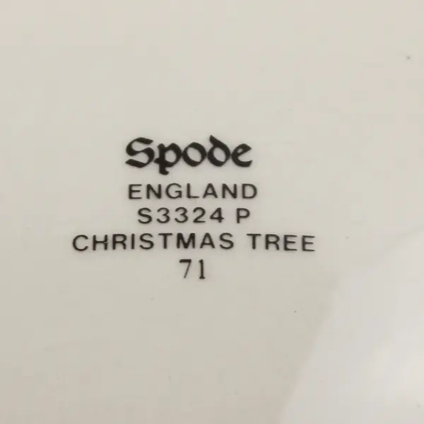 Spode Christmas Tree Pattern Ceramic Round Hors D'oeuvres Tray 11.75" Diameter