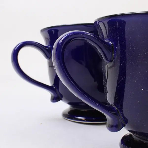 Set of 2 Gibson Everyday Coffee Mugs White Cobalt Blue Trim