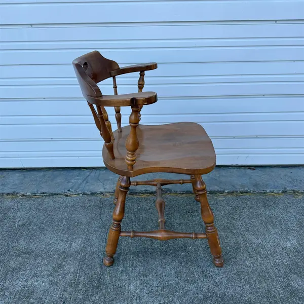 VTG Ethan Allen Maple Wood Nutmeg Heirloom Pub Style Arm Chair - Freight / Local