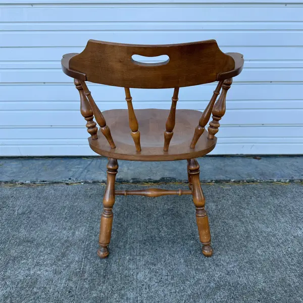 VTG Ethan Allen Maple Wood Nutmeg Heirloom Pub Style Arm Chair - Freight / Local