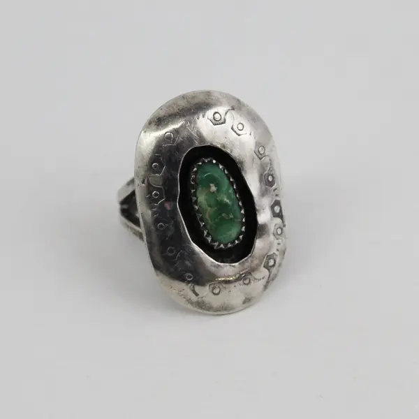 Native American Style Sterling Silver Ring With  Green Turquoise Size 8
