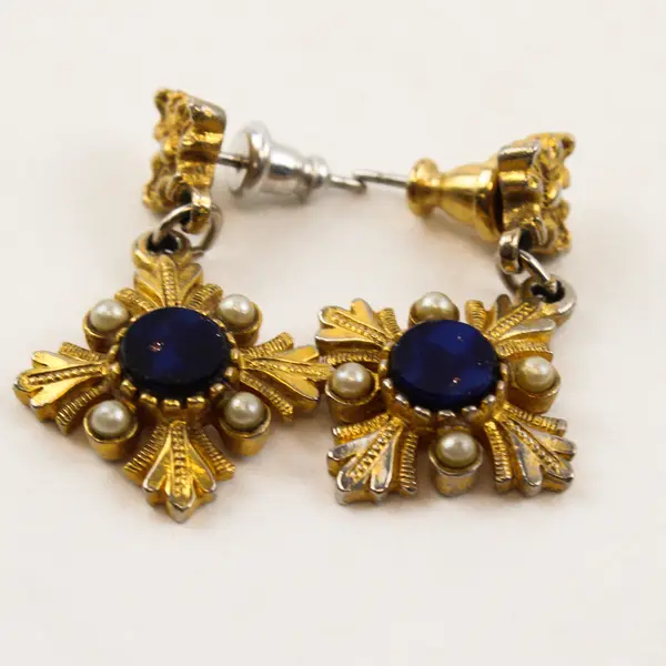 Vintage Blue Stone Dangling Pierced Earrings Gold Tone