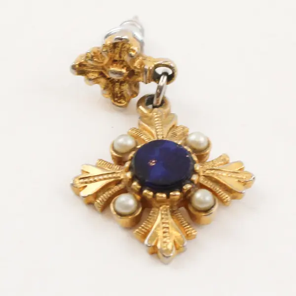 Vintage Blue Stone Dangling Pierced Earrings Gold Tone