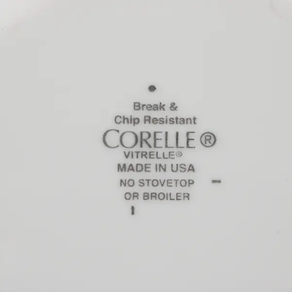 Lot of 4 Corelle Vitrelle Pattern Matching Solid White Color Square Soup Bowls