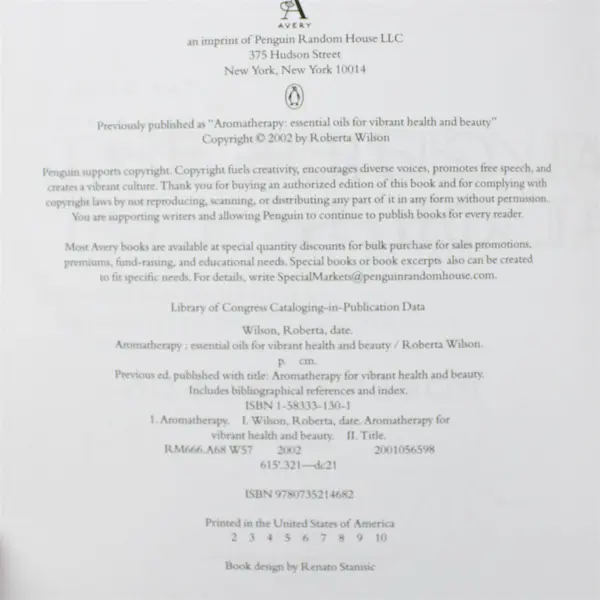 Essential Guide to Essential Oils: Vibrant Health & Beauty - Paperback (Used)