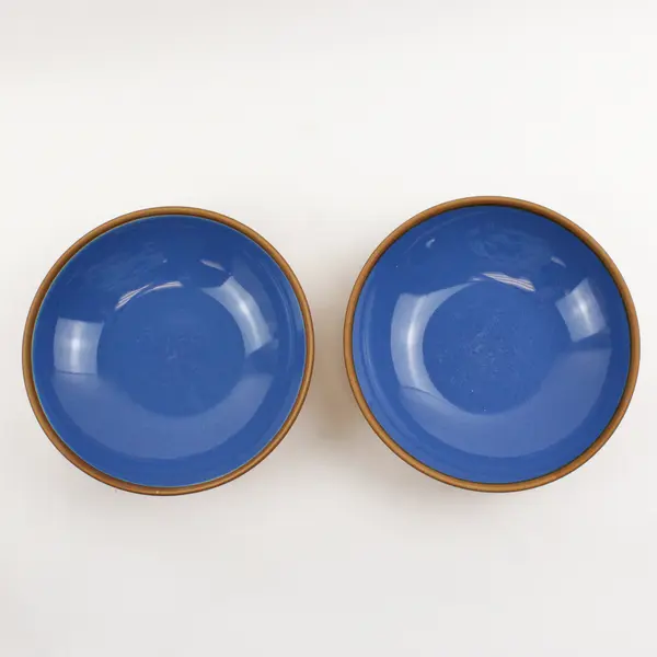Lot Of 2 Unmarked Matching Blue/Brown Ceramic Round Soup Bowls 8.25" Diameter