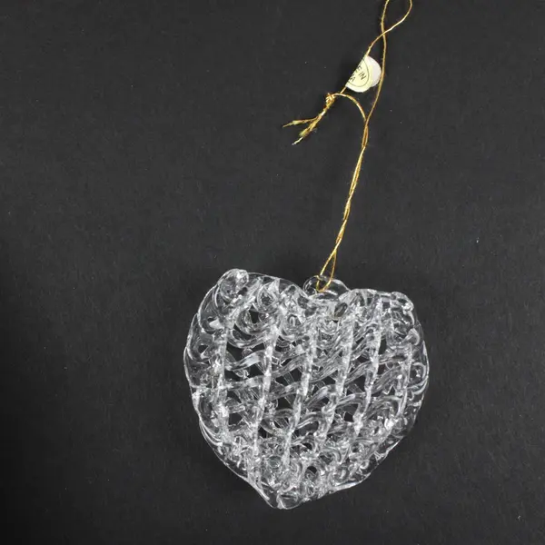 Lot Of 18 Unbranded Hand-Blown Spun Glass Heart Hanging Ornaments Gold String