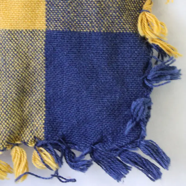 Lot Of 4 Unbranded Matching Fall Colors Gingham Square Fabric Napkins 16" x 16"