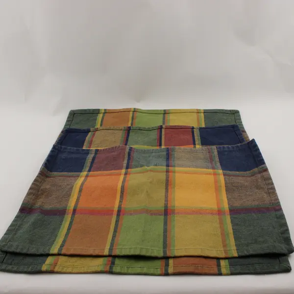 Lot Of 4 Unbranded Matching Fall Colors Plaid Rectangle Fabric Placemats 13"x18"
