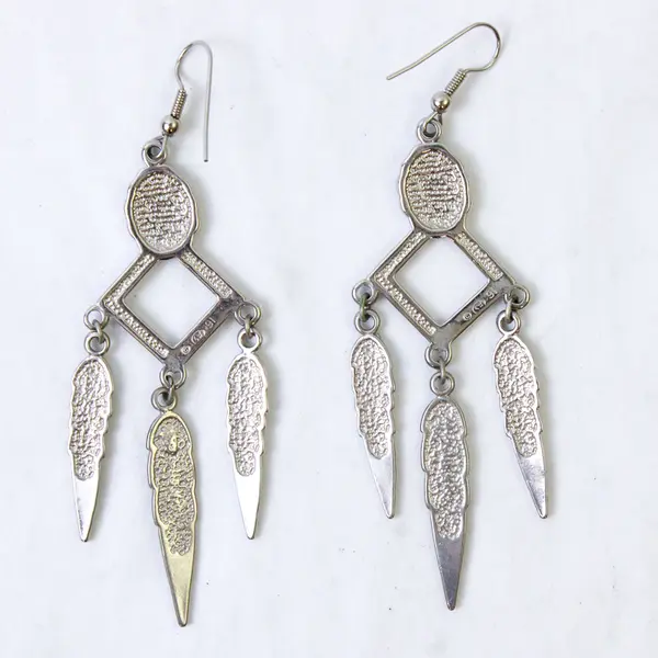 SW 91 Southwestern-Style Inlaid Turquoise Silver-Tone Dangle Earrings