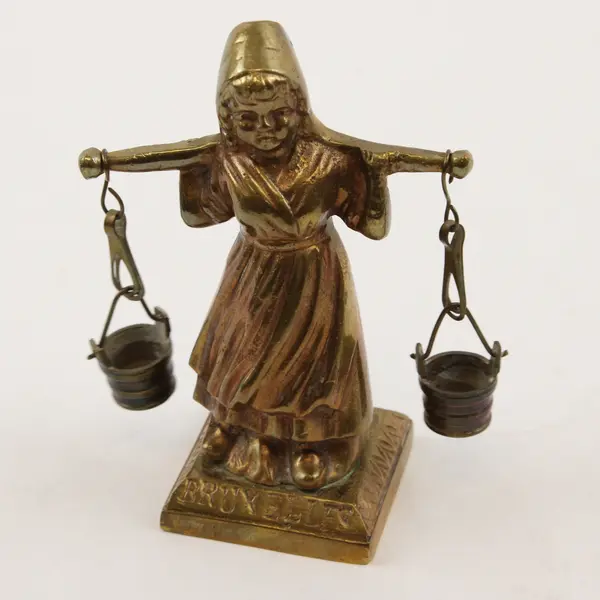 Set of 2 Vintage Brass Dutch Boy and Girl Carrying Water Pails Figures 4"