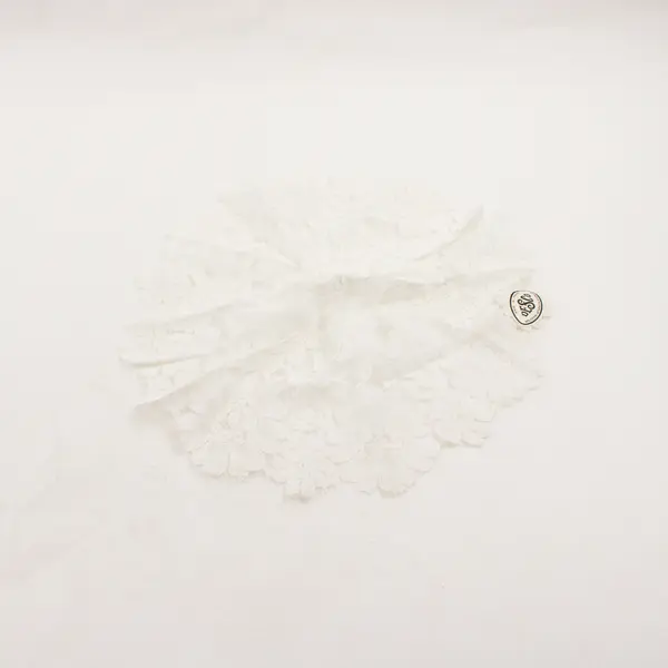 Vintage Desco White Cotton Blend Floral Doily 10"