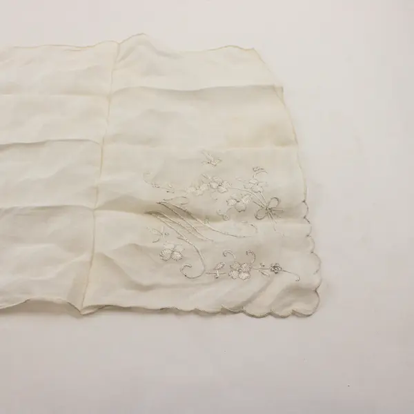 Vintage Floral Embroidered M Monogram Off-White Scalloped Edge Handkerchief