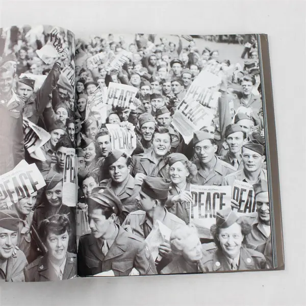 Life 60 Years An Anniversary Celebration Life Magazine Editors 1996 Hardcover