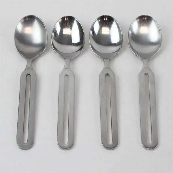 Lot of 4 Stanley Roberts Cycles Pattern SS Pierced Handle Oval Soup Spoons 7" 
