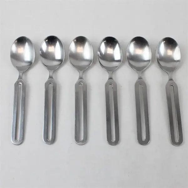 Lot of 6 Stanley Roberts Cycles Pattern SS Pierced Handle Oval Soup Spoons 7" 