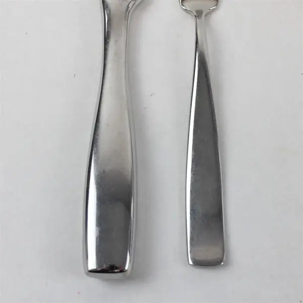 Lot of 5 Yamazaki Belgrove Stainless Steel 4 Dining Knives + 1 Butter Knife