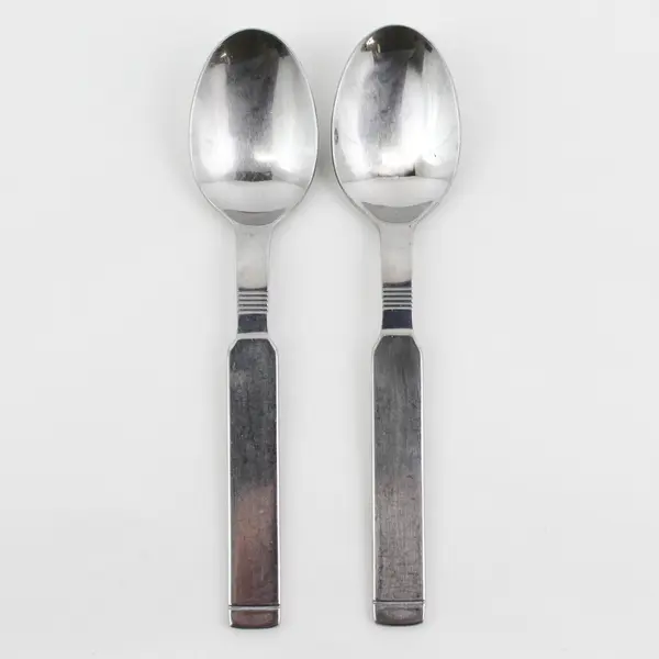Lot of 2 Stanley Roberts Company Pattern Stainless Oval Soup Spoons 7.25" Rare