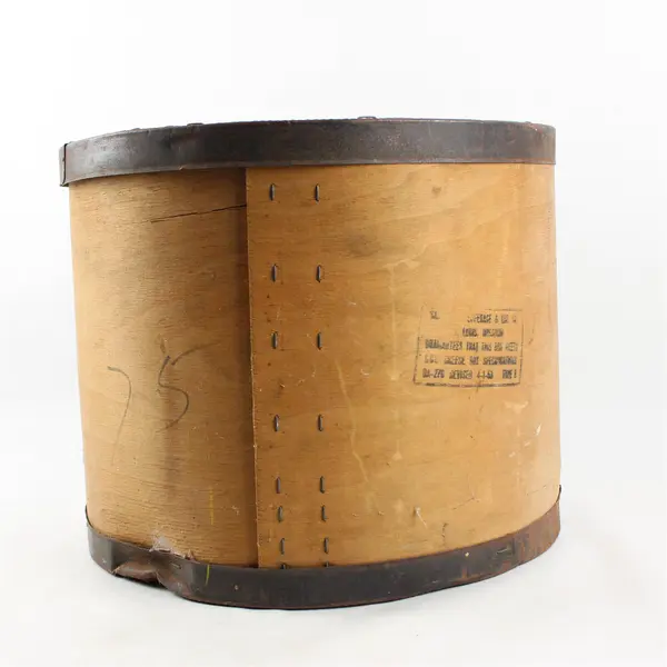 Vintage Farmhouse Circular Cheese Box Metal Rims 15.4” Diam. Sardusky Cooperage 