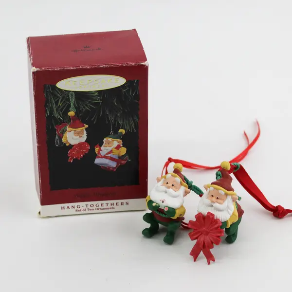 1995 Hallmark Keepsake Hang-Togethers Ornament Happy Wrappers Vintage