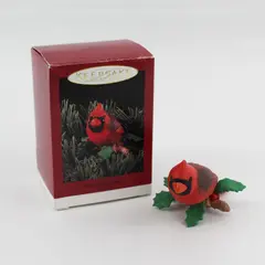 1996 Hallmark Regal Cardinal Clip-On Ornament QX6204 Vintage