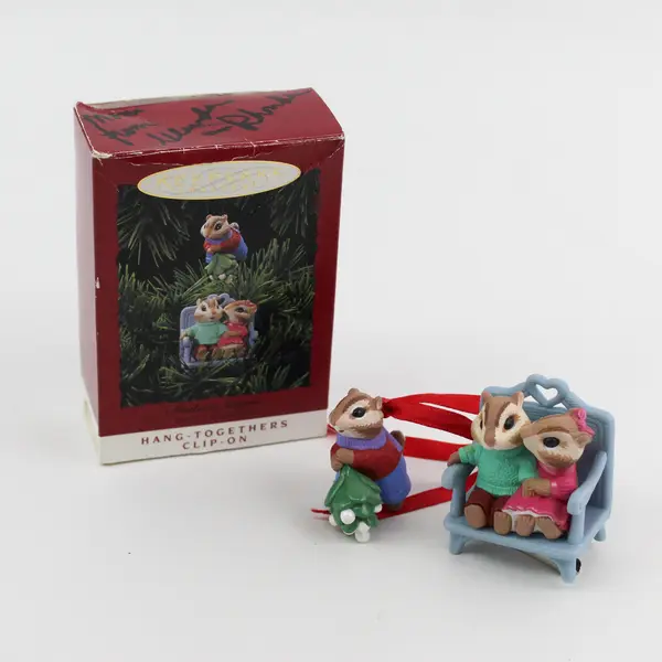 Hallmark Keepsake 1994 Mistletoe Surprise Squirrel Couple Ornament Used