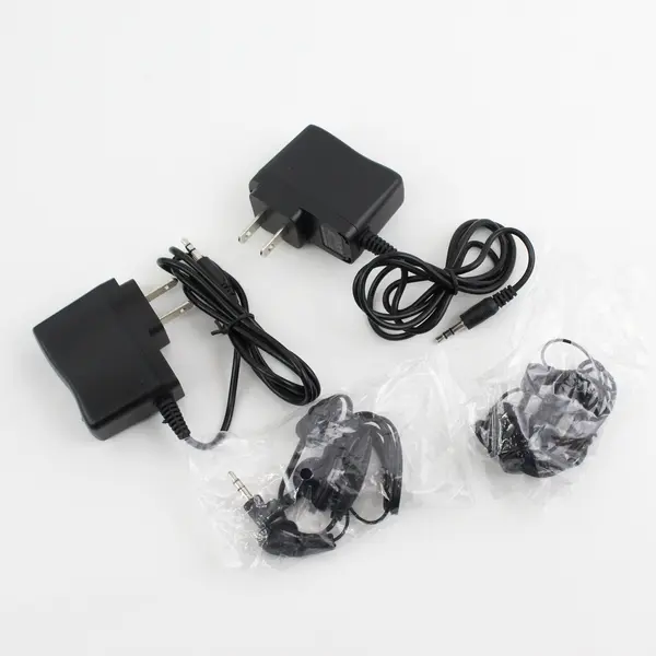 Lot of 4 Electronic Accessories 2 AC/DC Power Adapters & 2 Earphones w/Mic