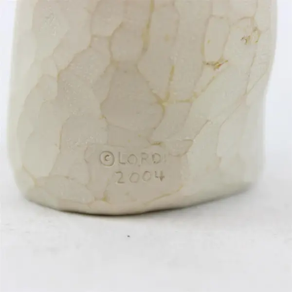 2004 Willow Tree Demdaco Friendship Figurine By Sue Lordi