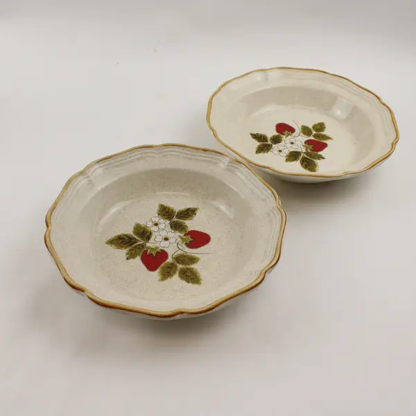 Set of 2 Mikasa Strawberry Festival Soup/Cereal Bowls