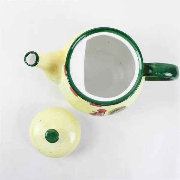 Baum Bros Red Check Rooster Teapot 7-Cup Style Eyes New