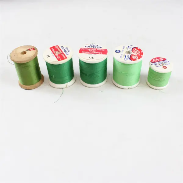 Lot of 5 Green Sewing Thread Spools for Quilting Mending Crafts